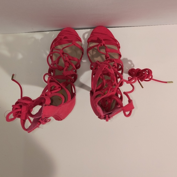 Qupid Women's 8 & 7.5 Pink Strappy Lace-Up Heels - Picture 3 of 8